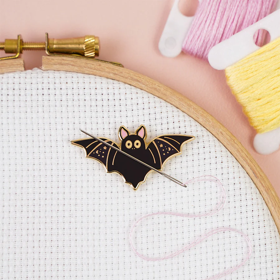 Needle Minder - Bat