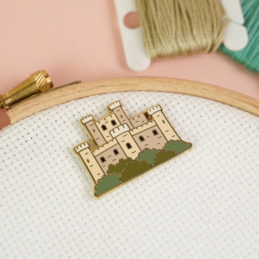 Needle Minder - Castle - Image 3