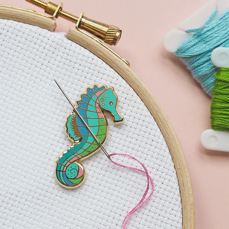 Needle Minder - Seahorse - Image 2
